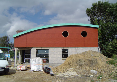 Chantier couvert, vue de l'extérieur